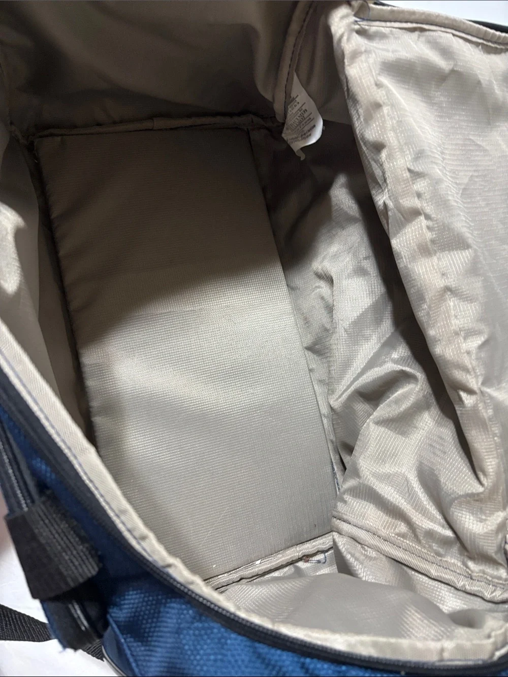 Samsonite overnite/carry on Shoulder Bag.
